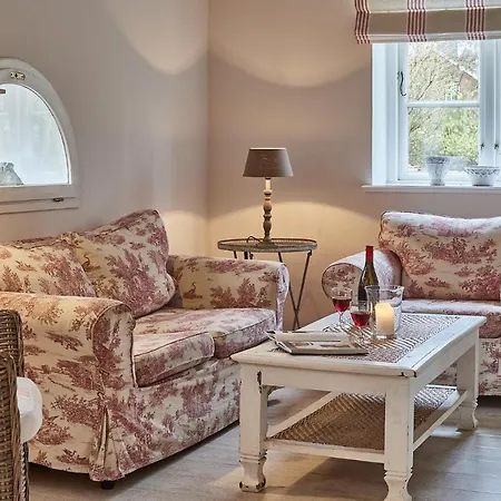 Gut Hohenstein - Stellmacherhaus Feriehus Barkelsby